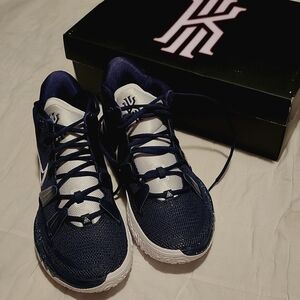 Nike 7 TB Midnight Navy/White Sz10.5